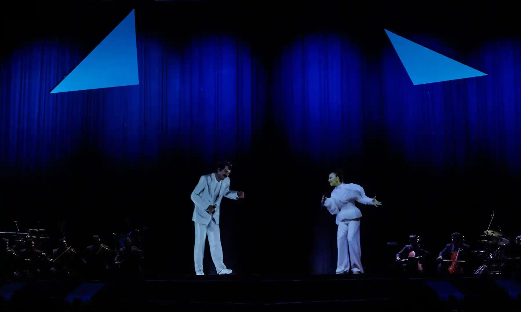 Müslüm Gürses hologramı