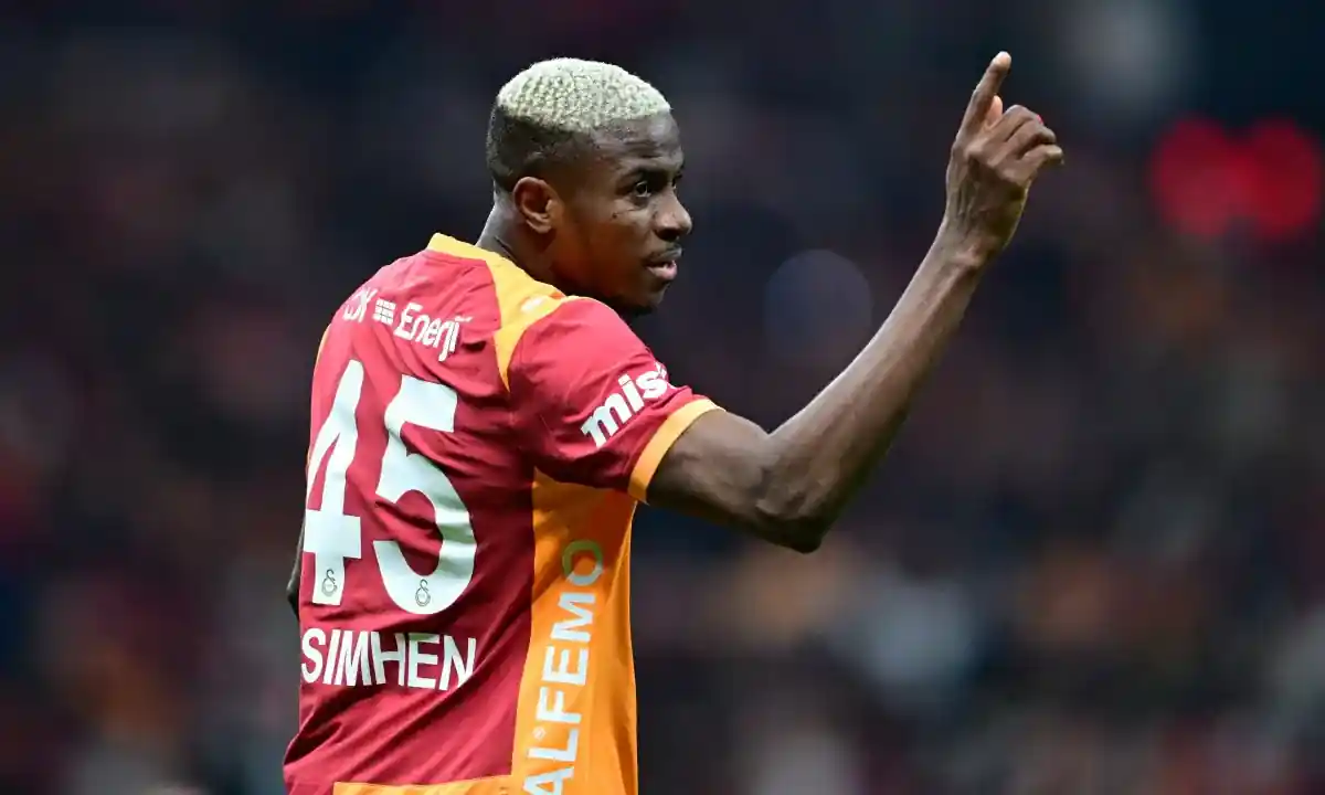 Victor Osimhen maçtayken