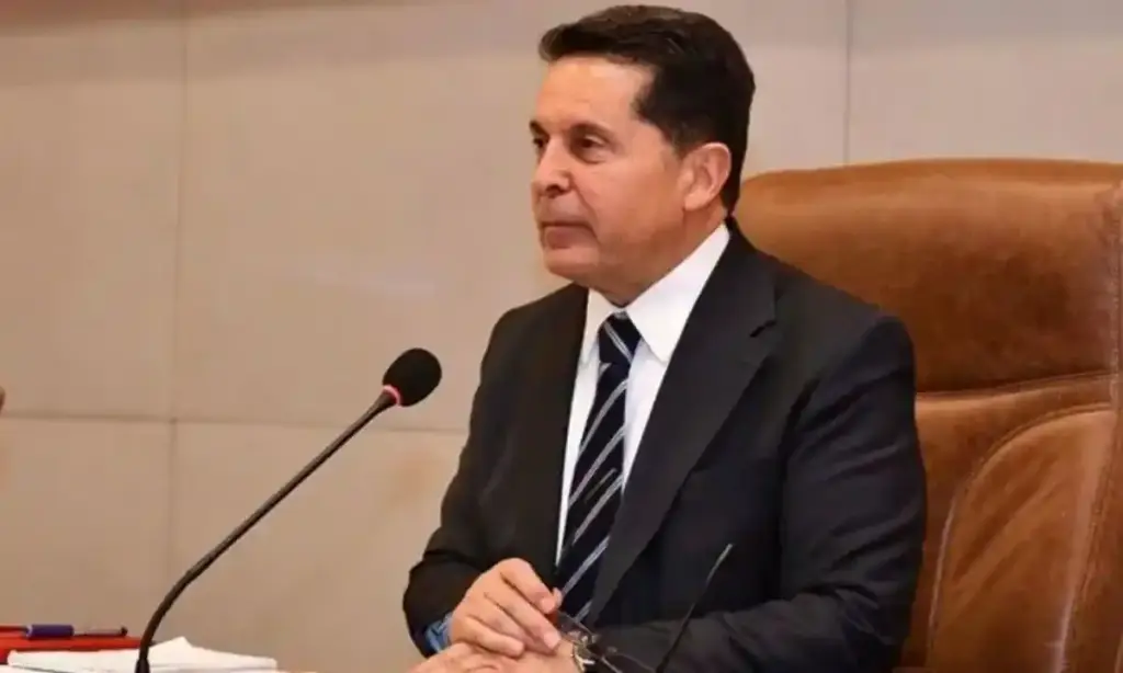 Ahmet Özer