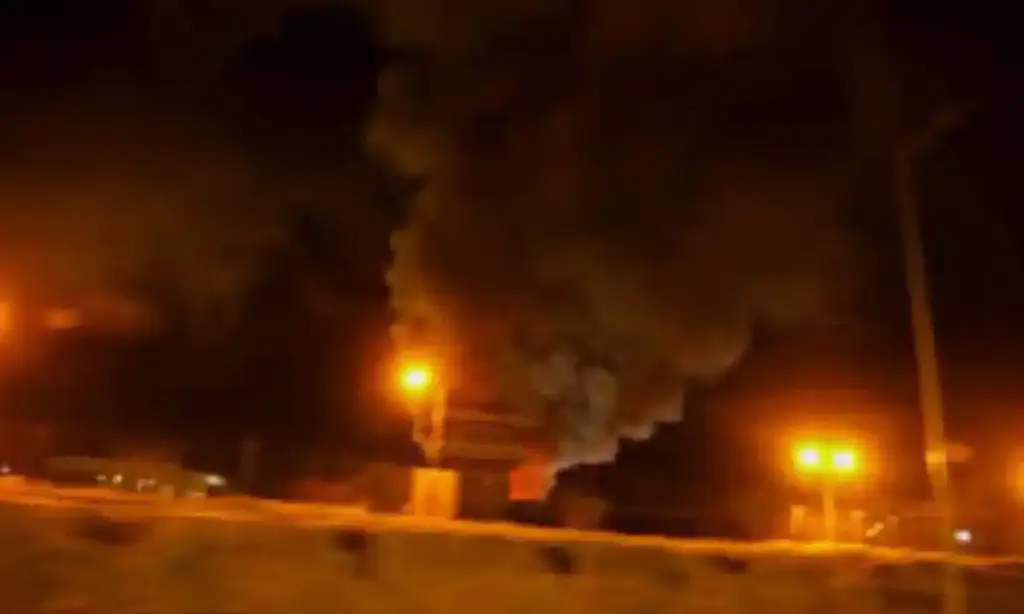 petrol rafinerisinde yangın