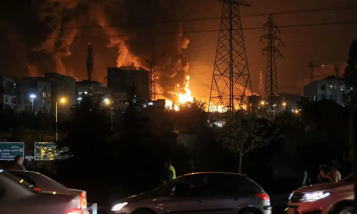 Saldırı sonrası yangın