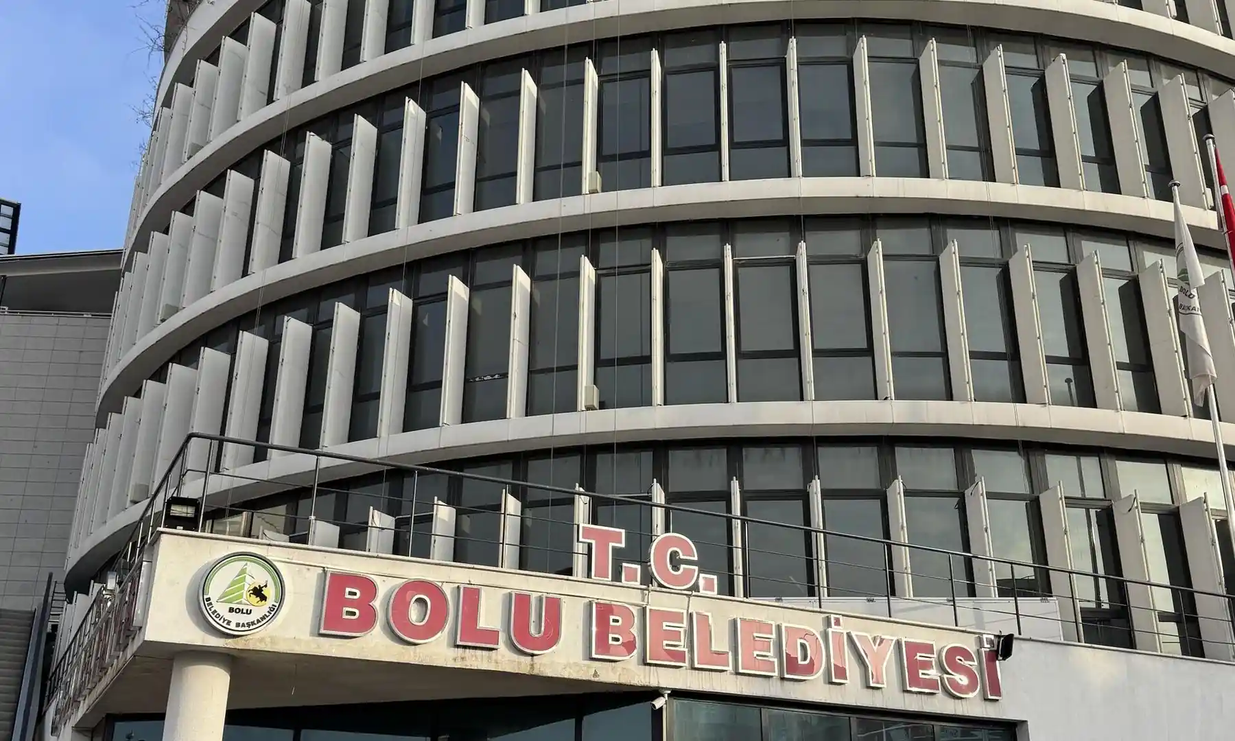 Bolu Belediye binası dışarıdan görünüm
