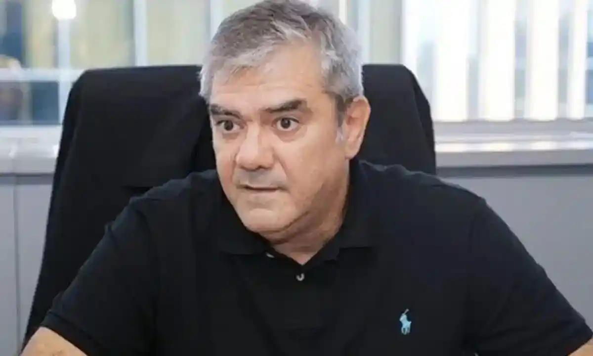 Yılmaz Özdil